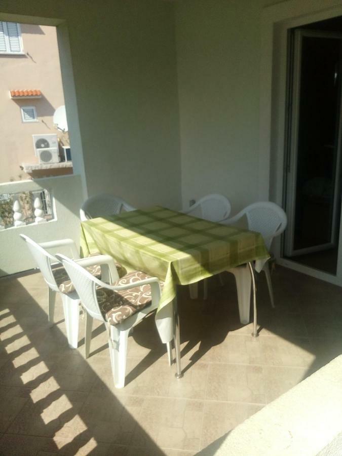 Apartmani Ivana Lopar Exterior foto